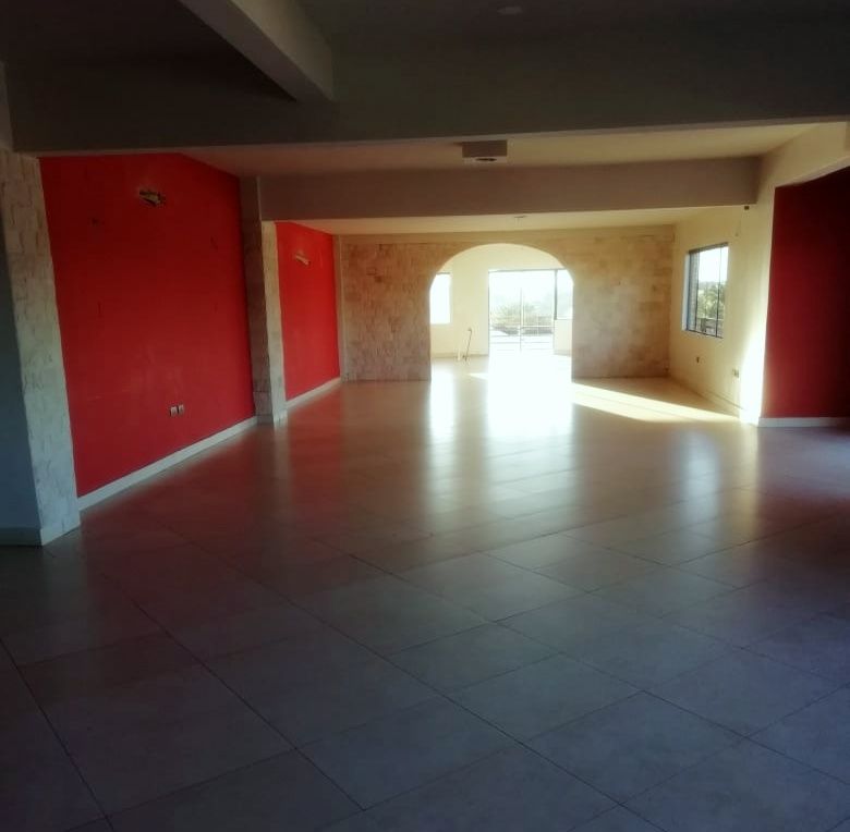 ALQUILO DOS PISOS COMPLETOS EN IMPORTANTE ZONA COMERCIAL DEL PARANA COUNTRY CLUB!! — foto 3