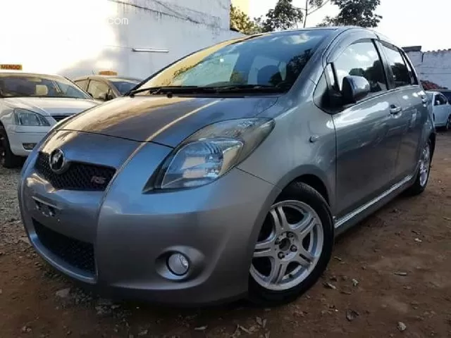 Toyota New Vitz 2006 - foto 5