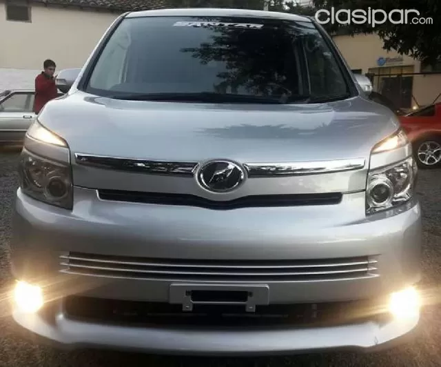 Toyota Voxy 2008 - foto 6