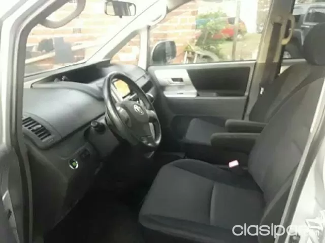 Toyota Noah 2008 — foto 5