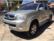 IMPECABLE TOYOTA HILUX AÑO 2010 - 4 X 4 - AUTOMATICA - MOTOR 3.0 C.C - SIN DETALLES - LISTO PARA TRANSFERIR - UNICO DUEÑO ...!!!!! TR CON AUGUSTO CENTURION 0972120735