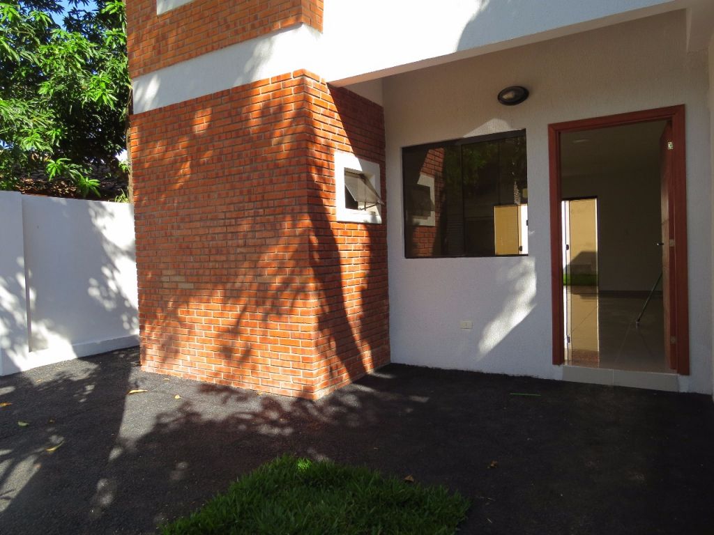 Vendo duplex en el Barrio Vista Alegre. — foto 2