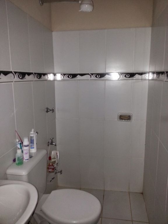 Hermosa casa en el centro de Villa Elisa — foto 2