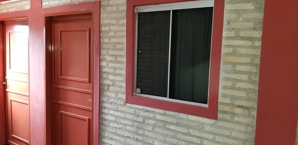 Alquilo Departamento En Fernando De La Mora Sobre Leopardi A 2 Cuadras De E A — foto 2