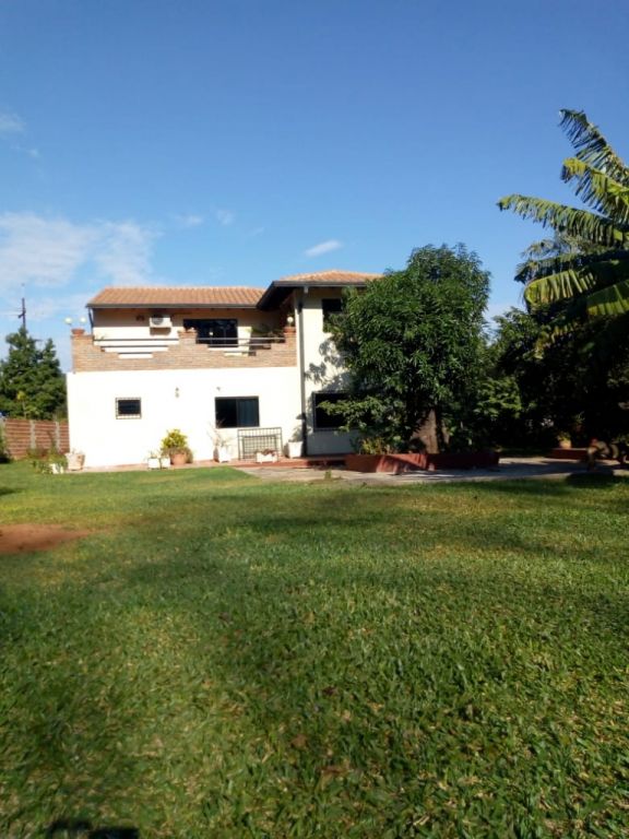 Alquilo hermosa y amplia residencia — foto 3