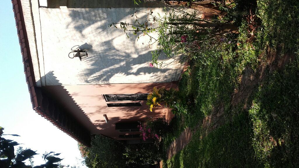 Vendo una casa de dos piso - Titulada — foto 3
