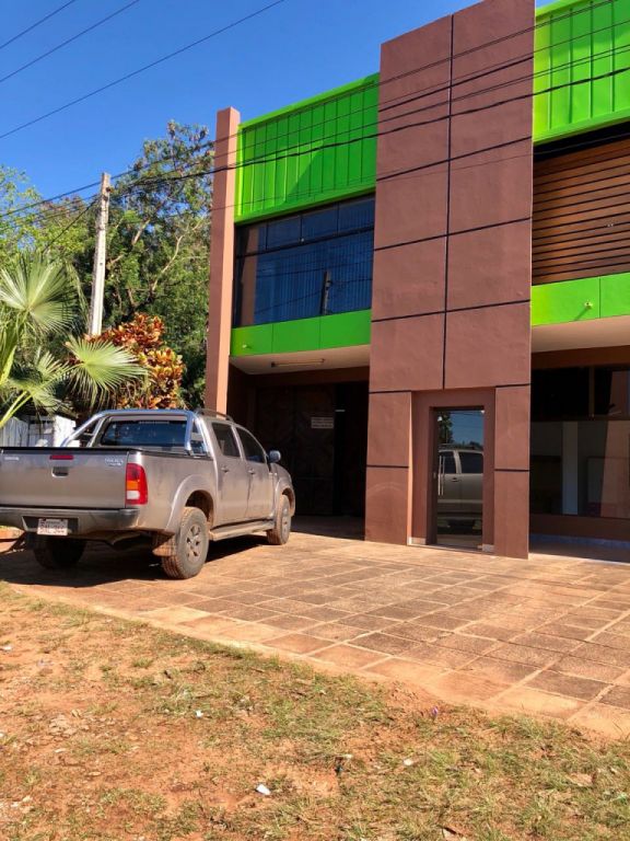 INMUEBLE DE DOS PISOS - Caaguazu - Barrio San Lorenzo — foto 2