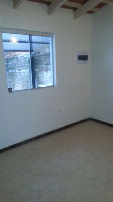 HERMOSO DEPARTAMENTO EN SAN LORENZO — foto 2