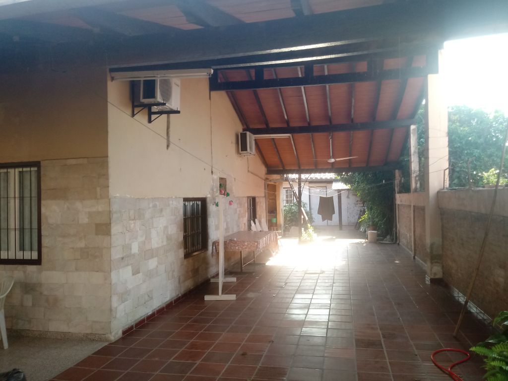 Vendo Casa en M.R. Alonso — foto 2