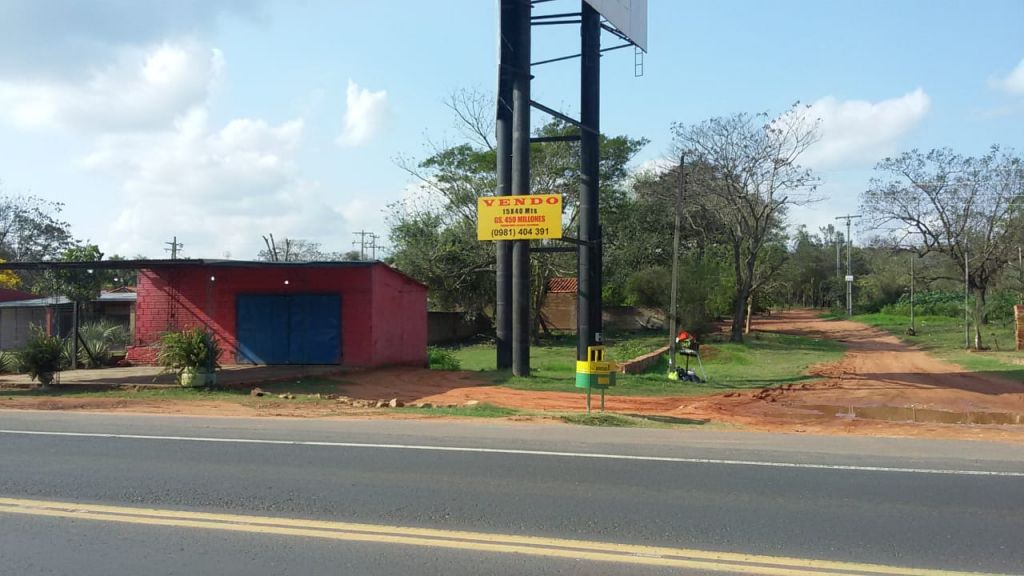 VENDO TERRENO SOBRE ACCESO SUR, ZONA YPANE A 600 METROS DEL CRUCE A CERVEPAR — foto 2