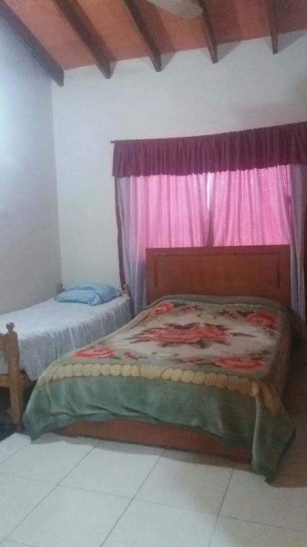 Vendo casa en ñemby San Carlos — foto 3