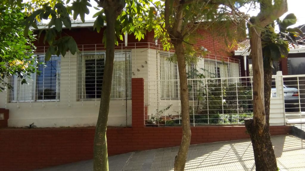 VENDO HERMOSA CASA EN BARRIO SAN VICENTE ASUNCION — foto 2