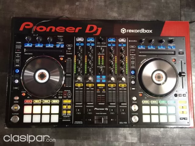 Pioneer DJ DDJ-RX Controladora DJ 4 Canales