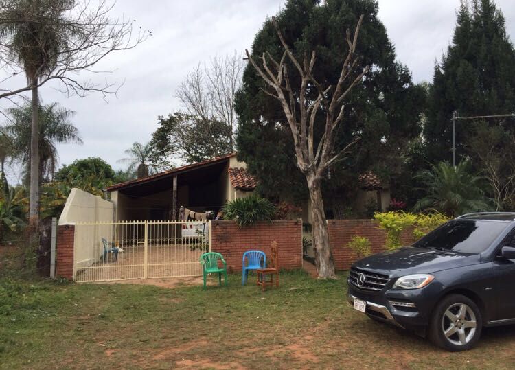 VENDO CASA EN AREGUA BARRIO PINDOLO, 495m2!!!! — foto 3
