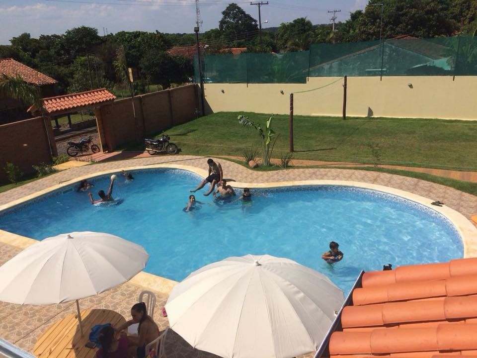 Vendo hermosa casa con piscina. Ñemby — foto 2