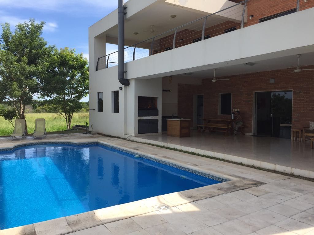 Vendo Casa de campo en Arroyos y Esteros — foto 2