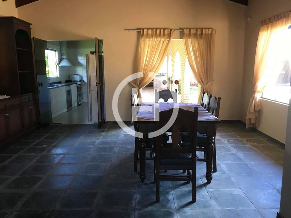 CASA EN EL COUNTRY GOLF CLUB CARLOS FRANCO EN ARROYOS Y ESTEROS — foto 3