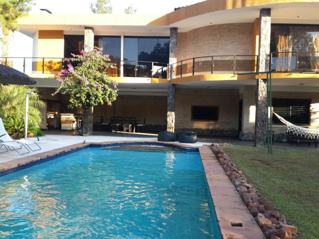 HERMOSA RESIDENCIA EN SAN BERNARDINO — foto 2