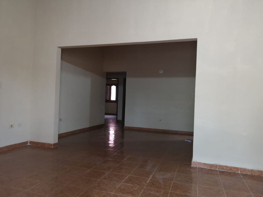 Confortable Y Amplia Casa En El Barrio Santa Maria — foto 3