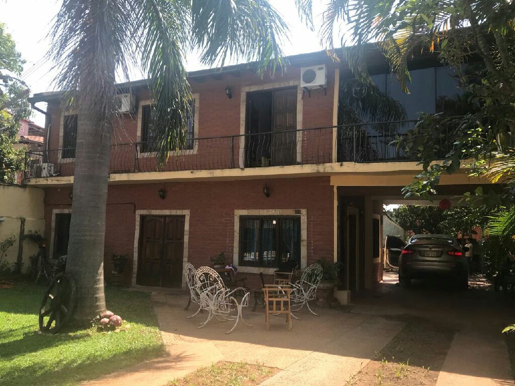 Casa en venta a media cuadra de Sta Teresa — foto 2