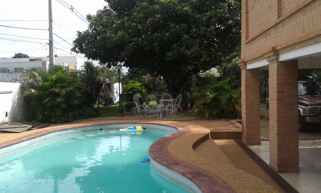 !Atención Inversionistas! Vendo casa con terreno en excelente ubicación — foto 3