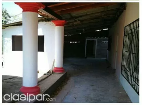 AMPLIA CASA ZONA CENTRO DE LA CIUDAD DE SAN ANTONIO — foto 2