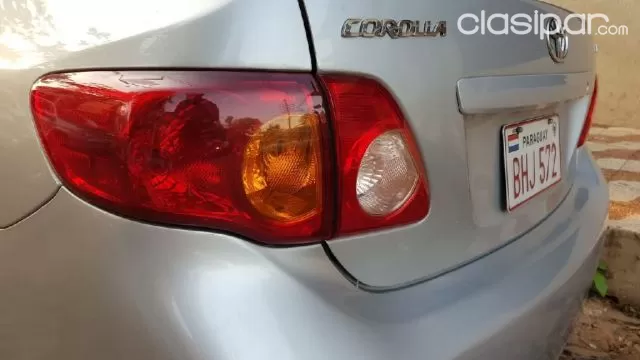 Toyota Corolla 2010 - foto 7