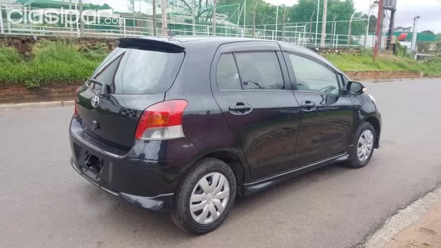 Toyota Vitz 2008 — foto 6