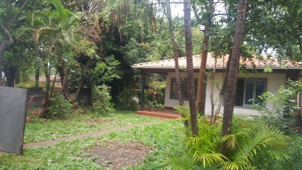 ¡¡¡VENDO CASA EN SAN LORENZO A UNA CUADRA DE LAGUNA GRANDE!!! — foto 2