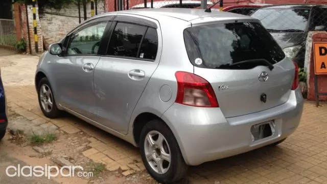 Toyota Vitz 2005 — foto 3