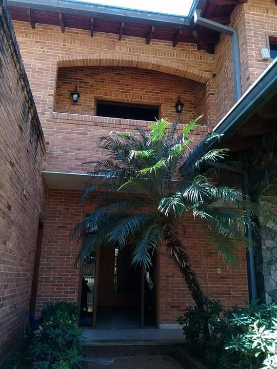 Vendo Hermosa casa en Barrio Herrera. — foto 2