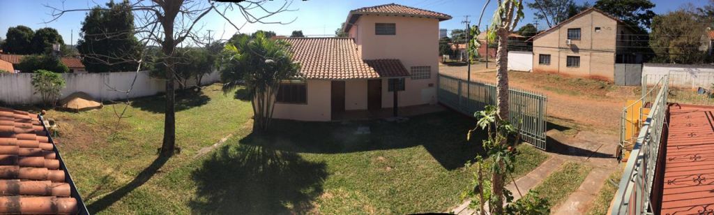 Vendo casa de dos pisos en Villa Elisa, inmediaciones del Club Sol de América. — foto 2