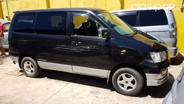 Toyota Noah 1999 — foto 2