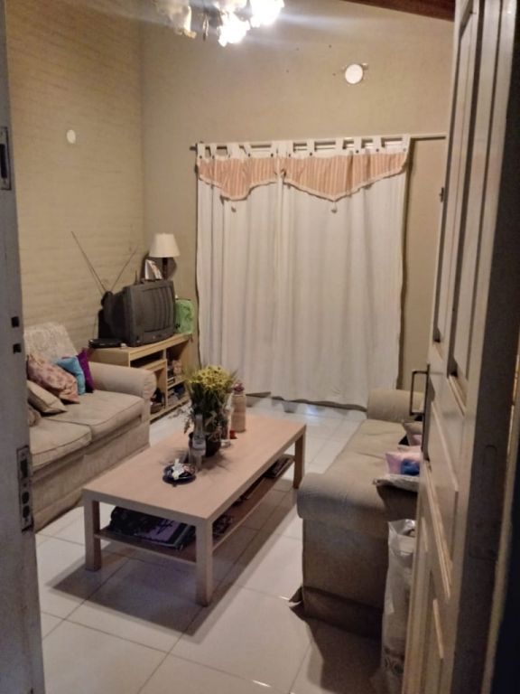 Oferto casa zona Sur Fernando de la Mora — foto 3