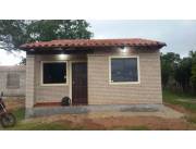 constructor . le construye en su terreno