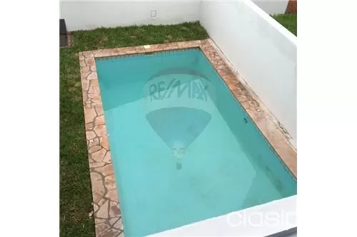 HERMOSO DUPLEX EN LAMBARE — foto 2