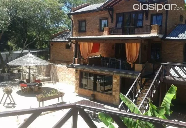 VENDO RESIDENCIA CON VISTA AL LAGO DE ALTOS — foto 2