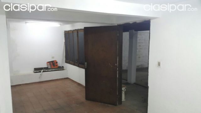 DEPÓSITO 370 M2 SOBRE DEFENSORES DEL CHACO FRENTE CASA GRUTTER — foto 2