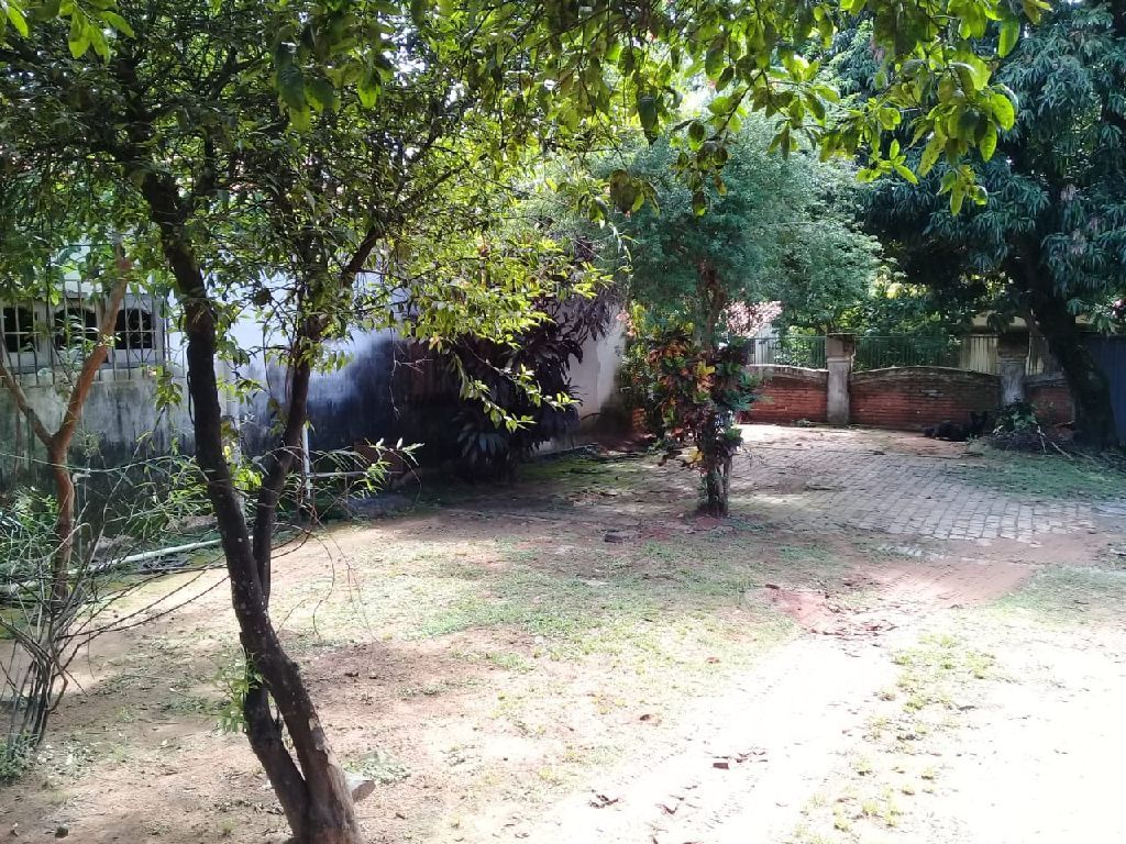 Hermosa y amplia casa en el centro Tobatí. — foto 2