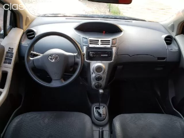 Toyota Vitz 2006 - foto 7