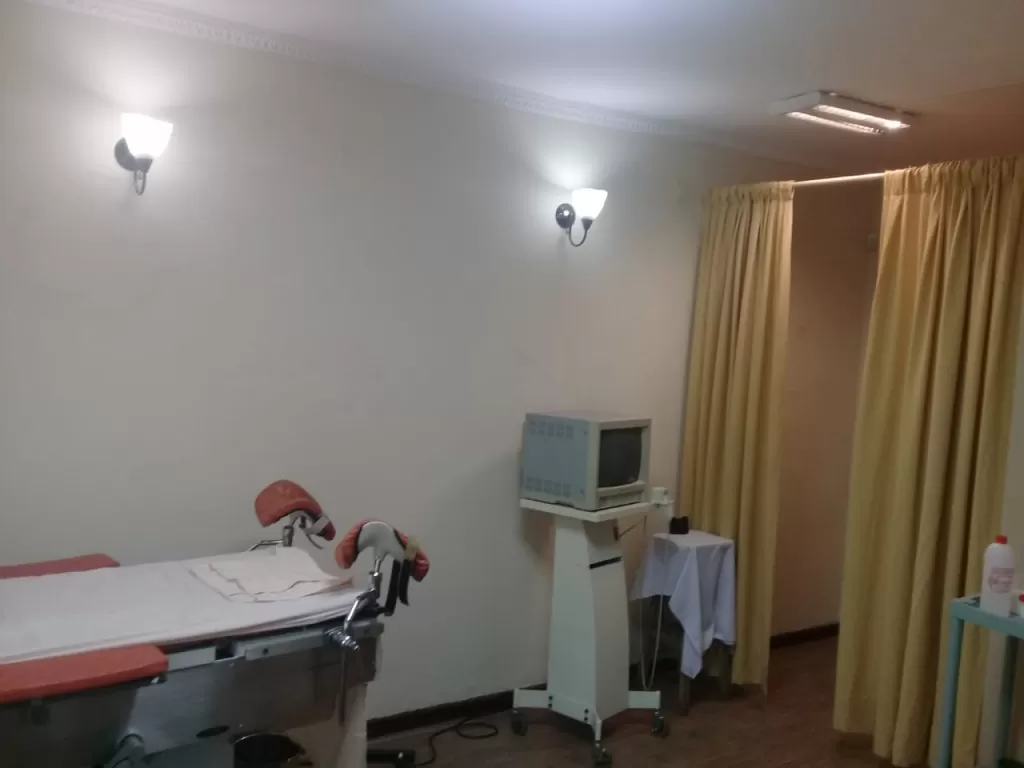 CLINICA ALQUILA CONSULTORIO MÉDICO CERCA DEL MERCADO 4 — foto 2