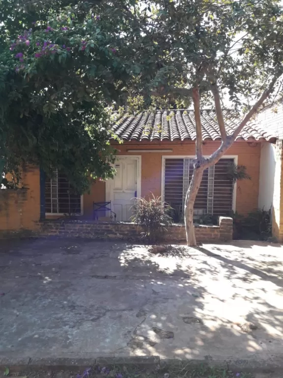 CASA ZONA VILLA ELISA BARRIO GLORIA MARIA CON 3 DORMITORIOS, SALA, COMEDOR, COCINA, — foto 2