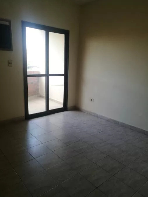SE ALQUILA DEPARTAMENTO DE DOS DORMITORIOS CON COCHERA EN EL CENTRO DE ASUNCIÓN — foto 3