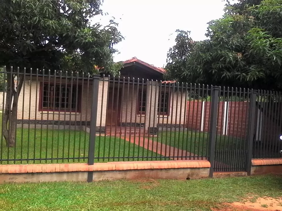 HERMOSA CASA EN ZONA RAKIURA! — foto 2
