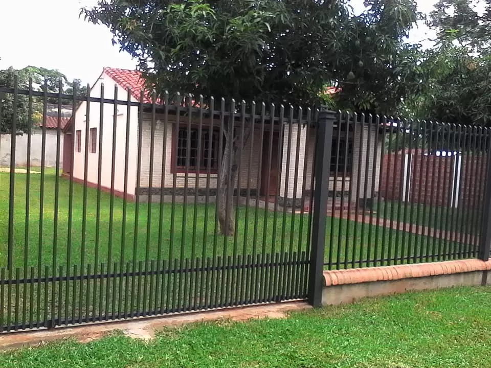 HERMOSA CASA EN ZONA RAKIURA! — foto 3