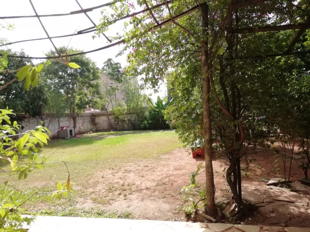Vendo casa, mansión a media cuadra de ruta transchaco en mariano roque alonso — foto 2