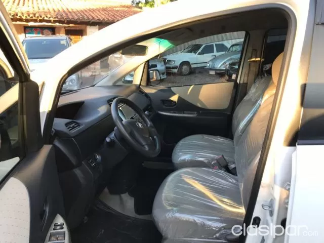Toyota Ractis 2006 - foto 2