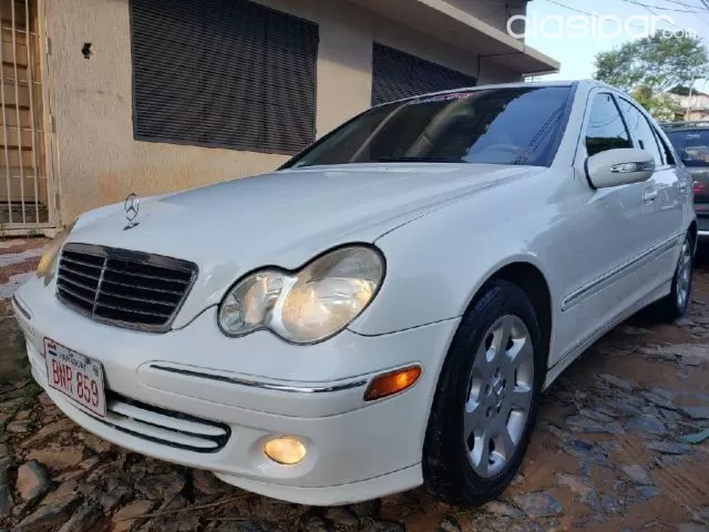 Mercedes-Benz C 240 2006 - foto 2