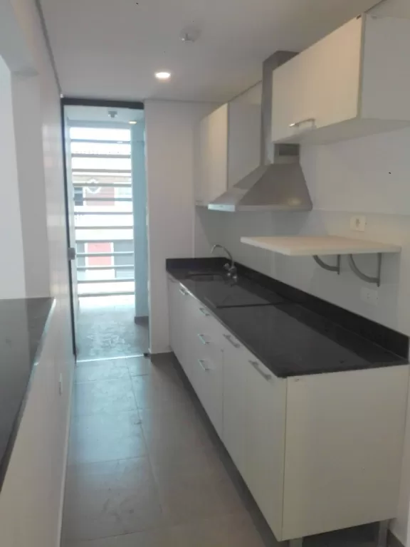 A ESTRENAR!!!EDIF. DE LUJO DEPTOS. DE 2 DORMITORIOS ZONA ÑU GUAZUCIT. — foto 3