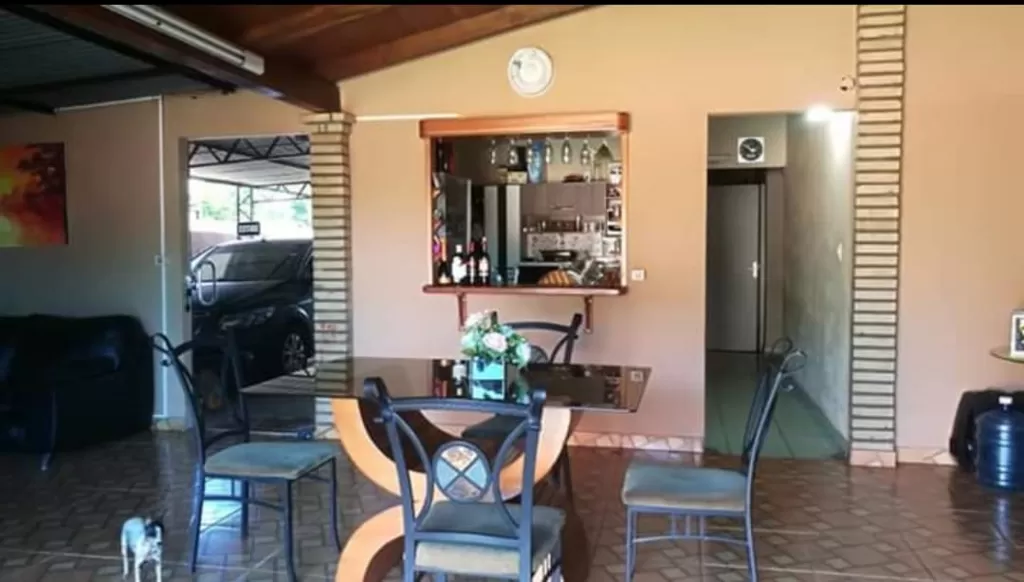 CASA DE 2 DORMITORIOS EN BARRIO SAN LORENZO — foto 3